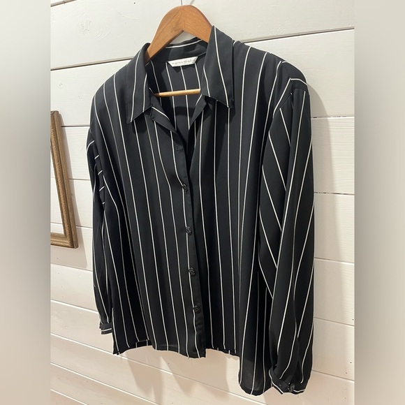 BIANCA NYGARD black & White stripped blouse size 1x ⚠️ - Picture 8 of 11